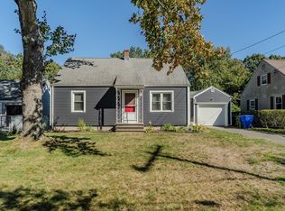 57 Lumae St, Springfield, MA 01119