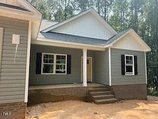2nd image of 211 Rollins Acres Ln