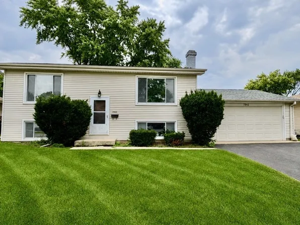 7043 Hemlock St, Hanover Park, IL 60133