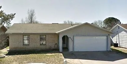 6123 35th St Photo 1