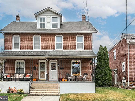 2nd image of 329 Jefferson Ave