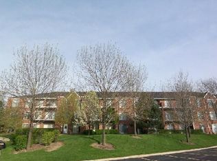 815 Leicester Rd APT 119A, Elk Grove Village, IL 60007