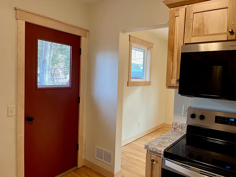 803 Fleming Ave — Photo 14