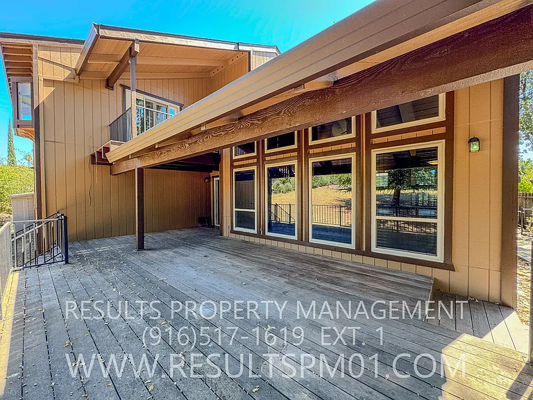 3415 Nathan Ct — Photo 44