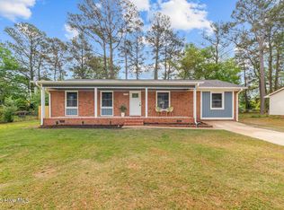 2516 Country Club Rd, Jacksonville, NC 28546