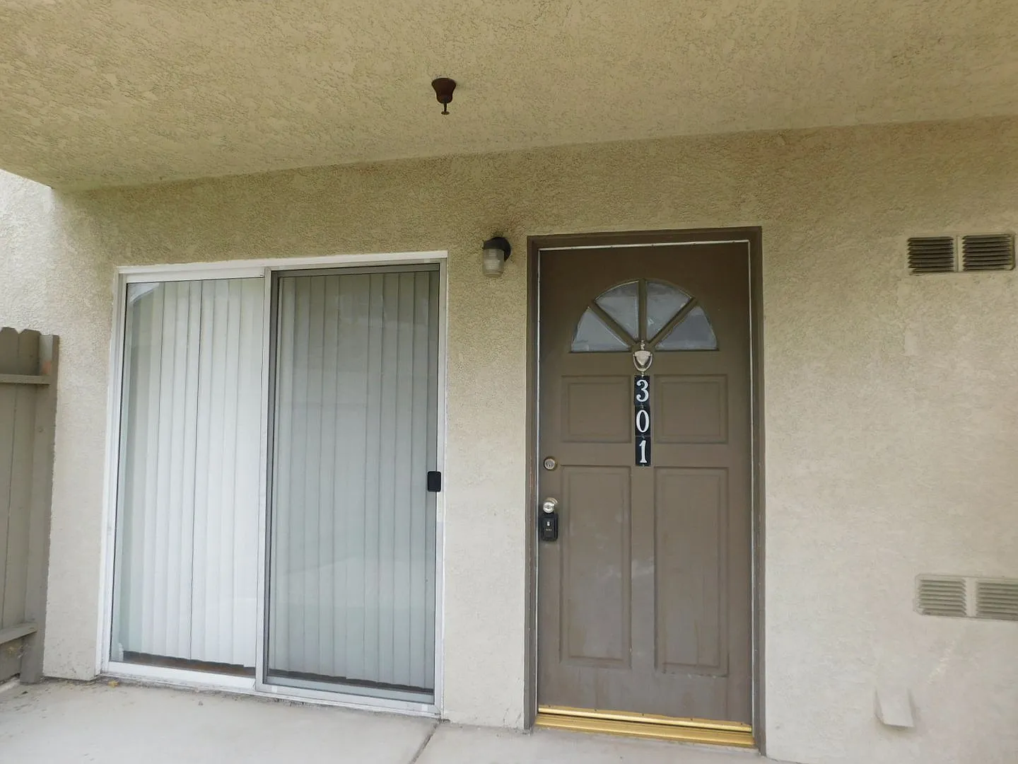 4th8021 — Photo 3