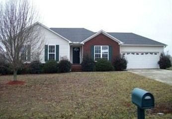 1st image of 106 Tanner Cove Cir