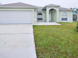 711 Hawk Ln, Poinciana, FL 34759
