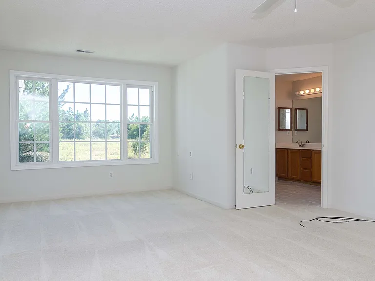 340 Palmer Way — Photo 14