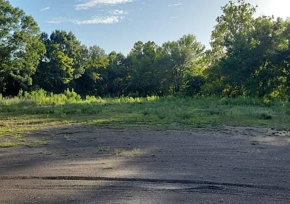 5th image of 22566 N State Highway 27