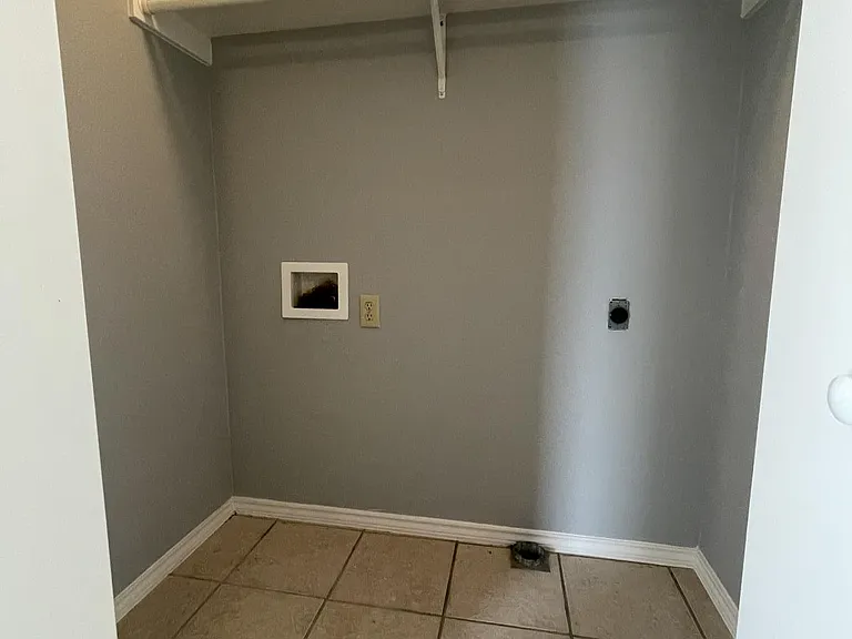 200 Howell St — Photo 10
