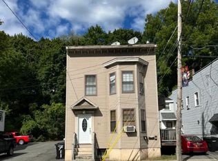 711 Pawling Ave FLOOR 1, Troy, NY 12180