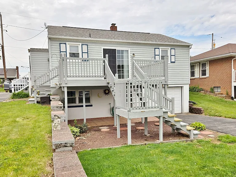 125 Grant Dr — Photo 44