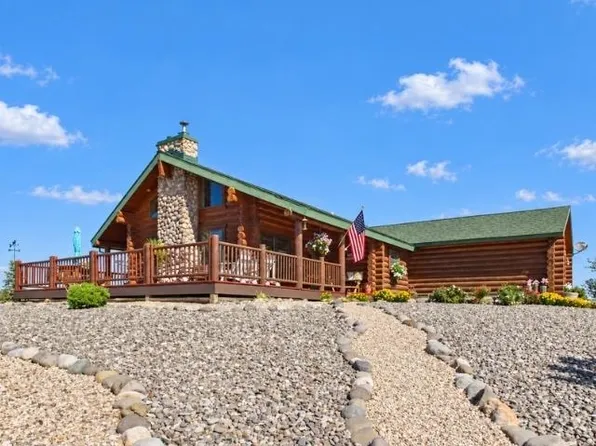 39 Rolling Hills Dr, Cody, WY 82414