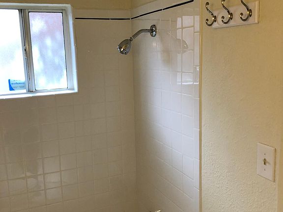 2nd image of 441 Wisconsin St NE APT B