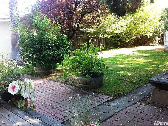 2nd image of 1553 Santa Ynez Way