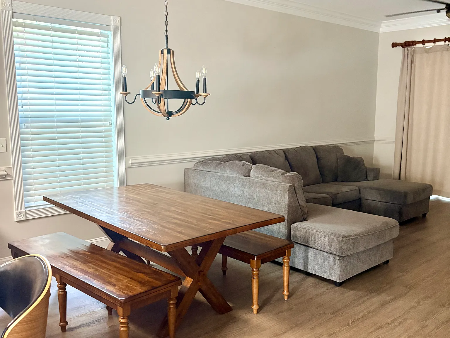 2 bed, 1350 sqft, $2,500 — Photo 4