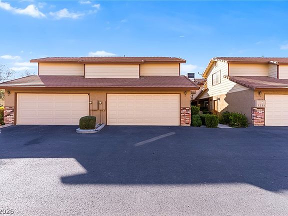 2nd image of 3251 Dawnflower St #B