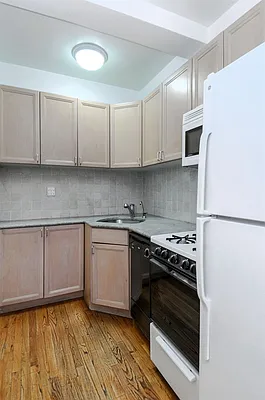 Rented by Corcoran | media 2