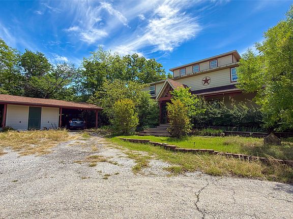 4th image of 2900 Robinson Rd