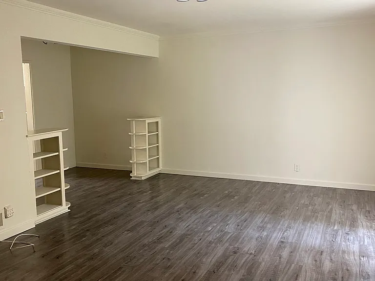 10967 Roebling Ave #2 — Photo 11