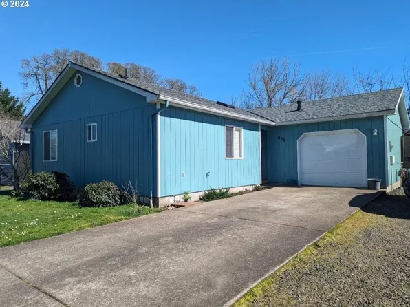 939 SE LOCUST ST, Dundee, OR 97115