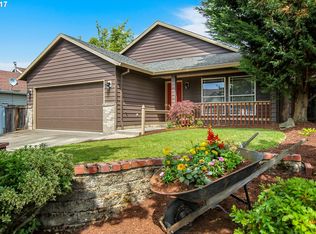 1018 SW Edgefield Ave, Troutdale, OR 97060