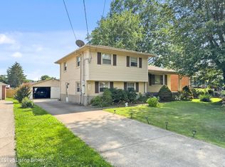 3408 Pinecroft Dr, Louisville, KY 40219