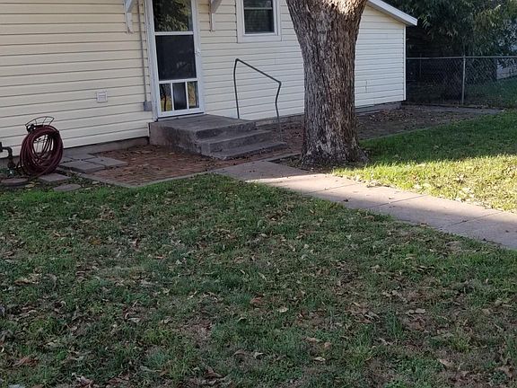 2nd image of 842 E North 11th St