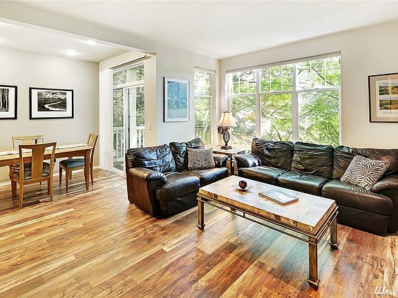 3rd image of 9728 178th Pl NE Unit 101