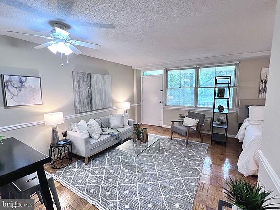5th image of 2030 N Adams St APT 305