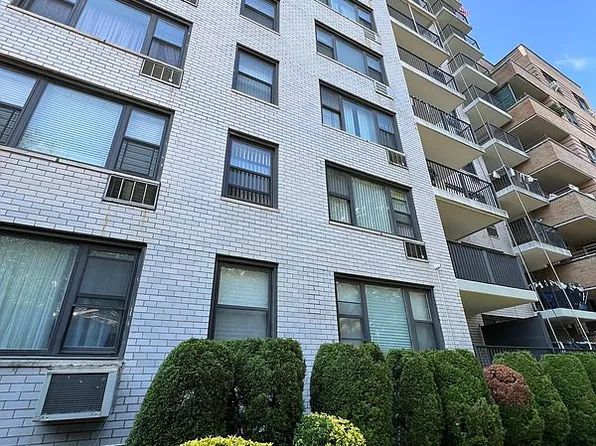 1360 Ocean Pkwy APT 3A, Brooklyn, NY 11230