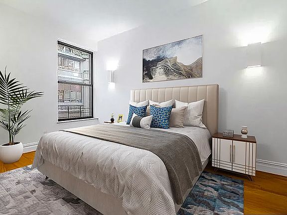 4th image of 154 W 70th St APT 7M