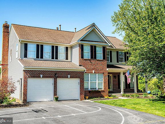 3rd image of 1716 S Laura Ct