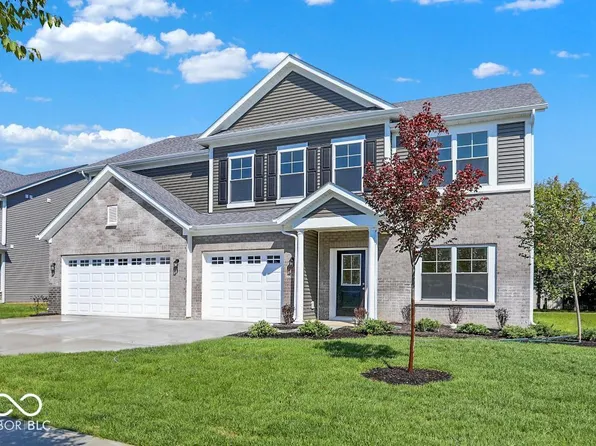 7088 Jackson Dr, Cumberland, IN 46229