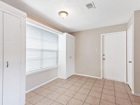 5th image of 2503 Brookford Dr