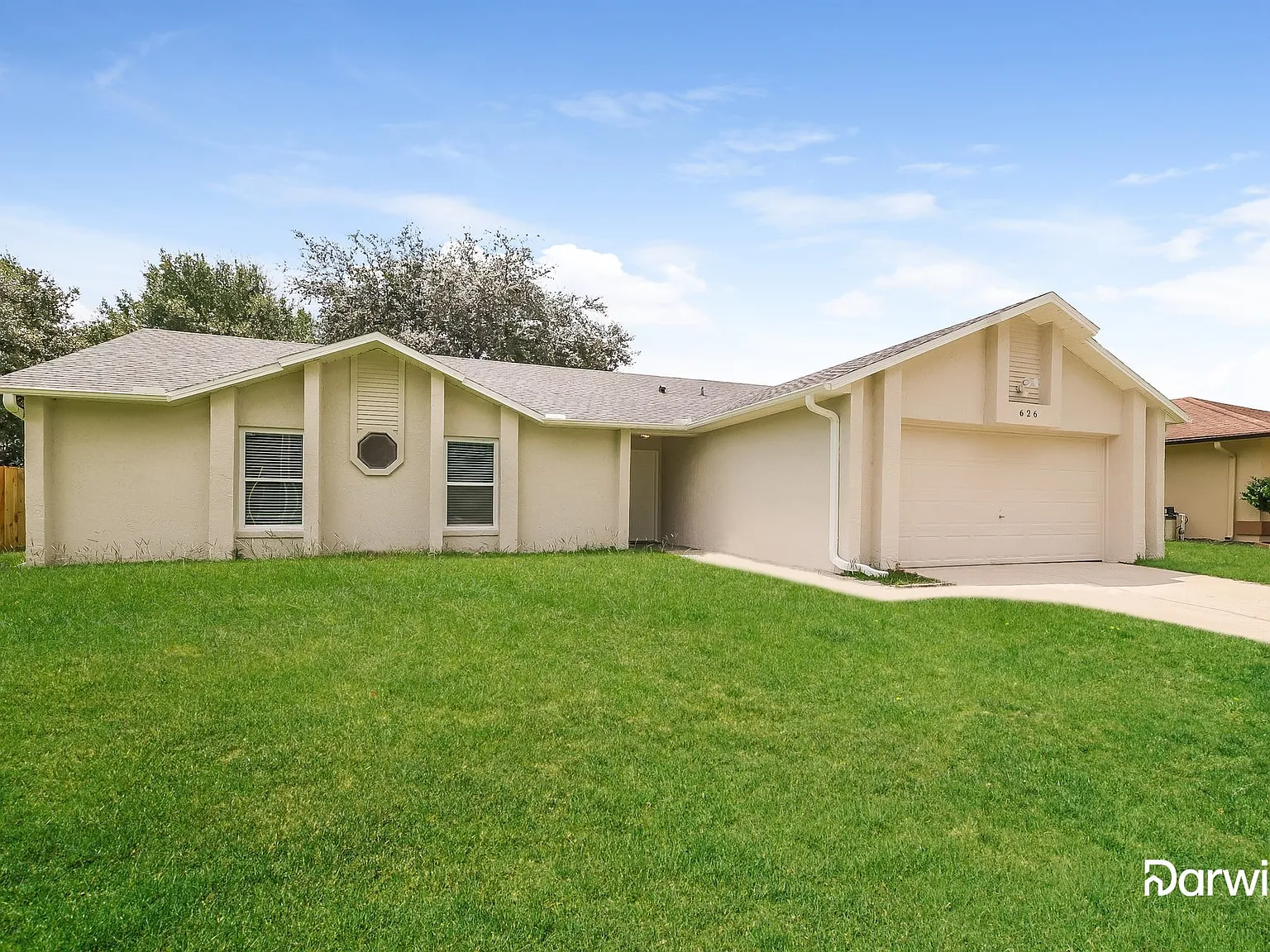 3 bed, 2.0 bath, 1541 sqft, $1,699 — Photo 2