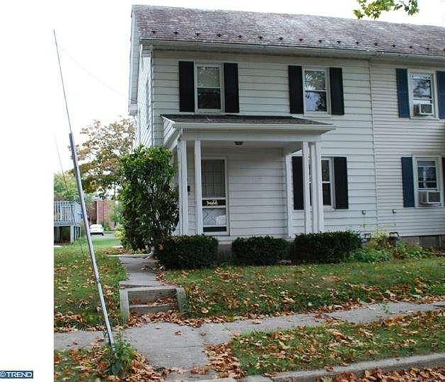 1st image of 142 Landis Ave