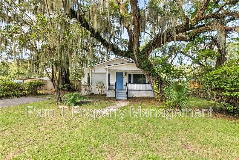 2 bed, 2.0 bath, 1091 sqft, $1,755 — Photo 2