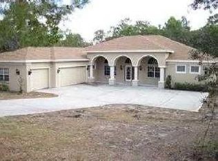 8264 Nightwalker Rd, Weeki Wachee, FL 34613