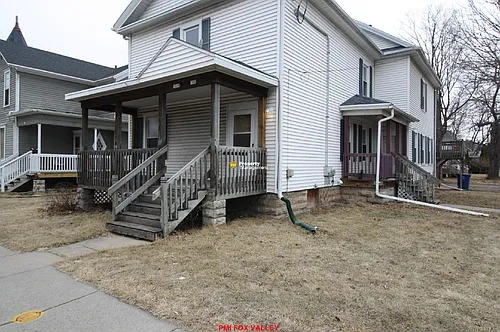 102 W Irving Ave #LOWER Photo 1