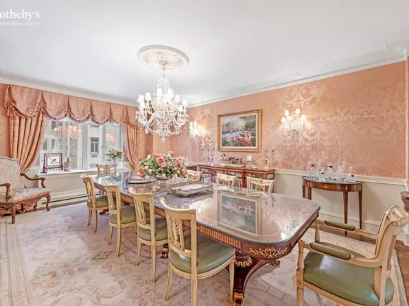 211 Central Park West image 5 of 12