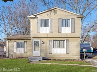 2717 Tiptree Path, Flint, MI 48506