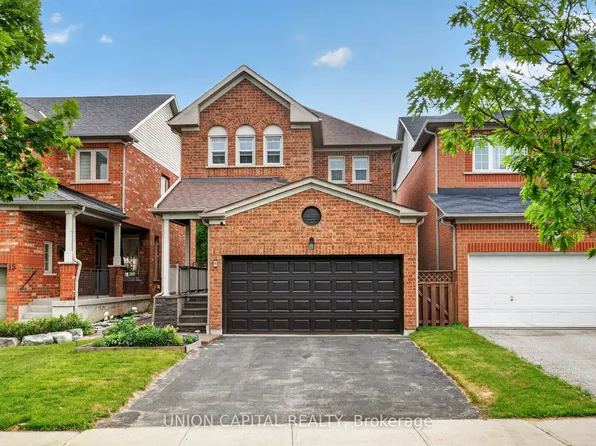 9 Ballymore Dr, Aurora, ON L4G 7E8