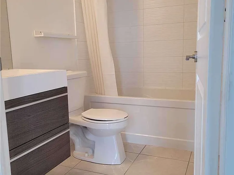 17 Zorra St #1202 — Photo 14