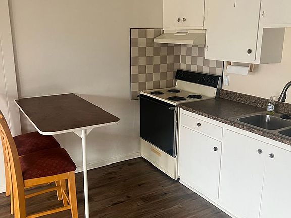 3rd image of 3727 Hazelwood St APT 3
