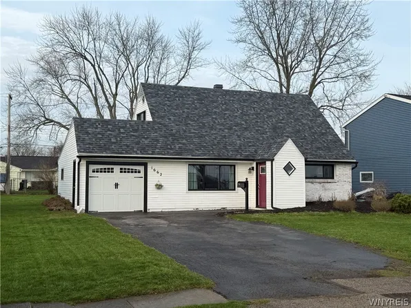 1662 Broadway, Grand Island, NY 14072