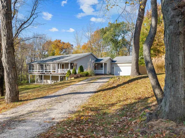 1001 6th Avenue Ct, Port Byron, IL 61275