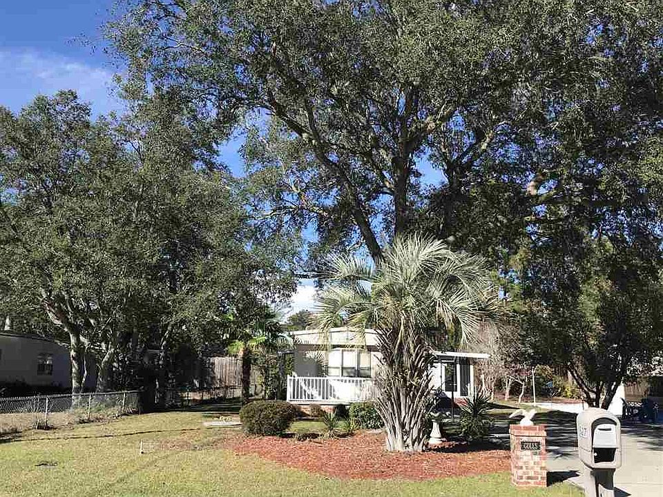 1st image of 627 Live Oak Dr