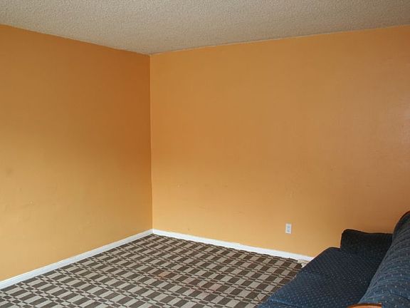 3rd image of 403 E 109th St APT 4